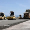 Các dự án giao thông đang được đẩy nhanh tiến độ nhằm hoàn thành theo đúng kế hoạch đề ra. (Nguồn: Vietnam+)