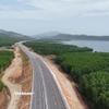 Gói thầu số 12-XL thuộc dự án thành phần đoạn Hàm Nghi-Vũng Áng đã hoàn thành và đủ điều kiện thông xe. (Ảnh: PV/Vietnam+)