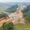 Nhà thầu tăng tốc thi công Dự án cao tốc Đồng Đăng-Trà Lĩnh. (Ảnh: PV/Vietnam+)