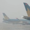 Hàng loạt chuyến bay đã bị ảnh hưởng bởi sương mù trong ngày hôm nay. (Ảnh: PV/Vietnam+)