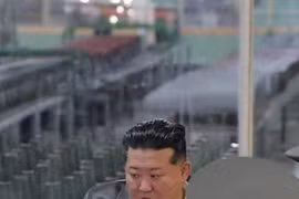 Nhà lãnh đạo Kim Jong-un ra lệnh thần tốc hiện đại hóa vũ khí 