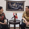 Tiến sĩ Arisman, Giám đốc Trung tâm Nghiên cứu Đông Nam Á (CSEAS) trả lời phỏng vấn TTXVN tại Indonesia. (Ảnh: Minh Thái/TTXVN)