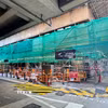 Cải tạo chung cư cũ ở Hong Kong. (Ảnh: Mạc Luyện/TTXVN)