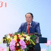 Đồng chí Nguyễn Văn Hùng, Ủy viên Trung ương Đảng, Ủy viên Ban Thường vụ Đảng ủy Chính phủ, Bộ trưởng Bộ Văn hóa, Thể thao và Du lịch trả lời câu hỏi của phóng viên các cơ quan thông tấn, báo chí. (Ảnh: Phạm Kiên/TTXVN)