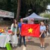 Các bạn Hy Lạp hào hứng tham gia ngày Việt Nam. (Ảnh do Đại sứ quán cung cấp)