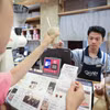 Doanh nghiệp triển khai hóa đơn điện tử khởi tạo từ máy tính tiền góp phần minh bạch hóa hoạt động kinh doanh. (Ảnh: Lê Đông/TTXVN)