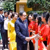 Chủ tịch Quốc hội Trần Thanh Mẫn và Phu nhân đến thăm, gặp gỡ cán bộ, nhân viên Đại sứ quán và cộng đồng người Việt Nam tại Maroc. (Ảnh: Doãn Tấn/TTXVN)