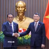 Thủ tướng Lê Minh Hưng tiếp Bộ trưởng Quốc phòng Malaysia Mohamed Khaled bin Nordin. (Ảnh: Dương Giang/TTXVN)