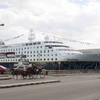 Du thuyền Hamburg tại cảng La Habana, Cuba.( Ảnh: Việt Hùng/TTXVN)