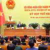 Thường trực HĐND thành phố Hà Nội chủ trì kỳ họp. (Ảnh: Văn Điệp/TTXVN)