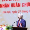 Nhà báo lão thành, Giáo sư-Tiến sỹ Tạ Ngọc Tấn, nguyên Giám đốc Học viện Báo chí và Tuyên truyền, nguyên Tổng Biên tập Tạp chí Cộng sản phát biểu tại Lễ kỷ niệm. (Ảnh: Phương Hoa/TTXVN)