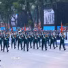 Màn súng kết hợp quân nhạc xếp hình nghệ thuật “Đất nước trọn niềm vui” do Đoàn Nghi lễ Quân đội, Trường Đại học Văn hoá Nghệ thuật Quân đội, Đoàn Văn công Quân khu 1, Đoàn văn công quân khu 3 , Đoàn văn công Quân khu 9 biểu diễn. (Ảnh: TTXVN)