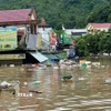 Hàng nghìn nhà dân xã Tương Dương, Nghệ An chìm trong biển nước.(Ảnh: TTXVN phát)