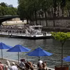Bờ sông Seine tại Paris, Pháp,. (Ảnh: THX/TTXVN)