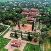 Chùa Quỳnh Lâm toạ lạc trên núi Tiên Du, thuộc Khu di tích lịch sử nhà Trần (Quảng Ninh). Chùa được khởi dựng từ thời Lý, mở mang vào thời Trần. Pháp Loa - vị Tổ thứ hai của Thiền phái Trúc Lâm đã cho xây dựng và mở mang chùa thành một trong những trung tâm Phật giáo lớn đương thời. (Ảnh: Thành Đạt/TTXVN)