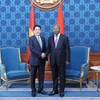 Chủ tịch nước Lương Cường và Tổng thống Angola João Manuel Gonçalves Lourenço hội đàm hẹp. (Ảnh: Lâm Khánh/TTXVN)
