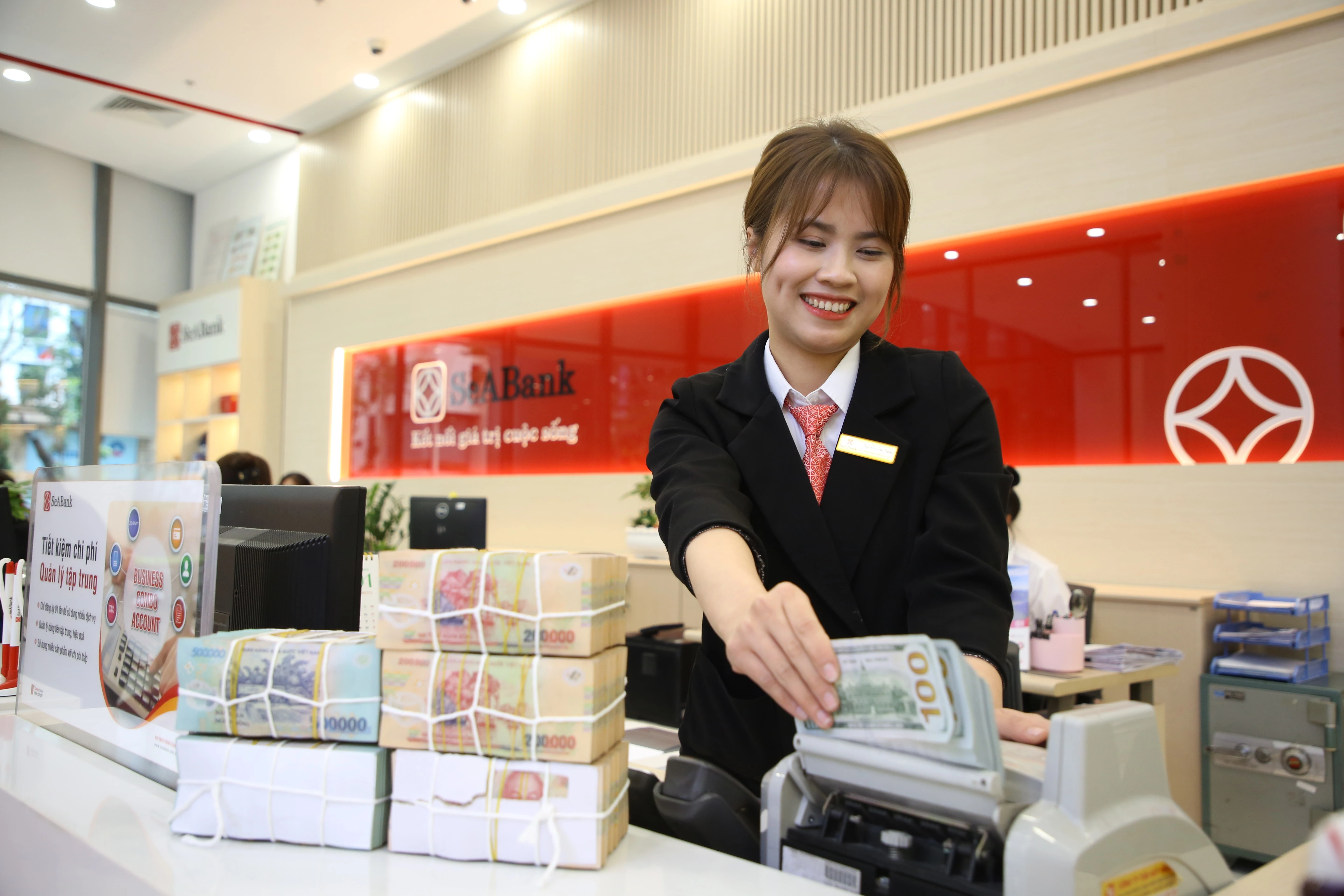 Ngân hàng Nhà nước chỉ đạo bảo đảm thanh toán tiền mặt thông suốt dịp Tết Bính Ngọ