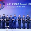 Thủ tướng Phạm Minh Chính và lãnh đạo các nước ASEAN, Timor-Leste tham dự Phiên toàn thể Hội nghị Cấp cao ASEAN lần thứ 46. (Ảnh: Dương Giang/TTXVN)