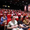 Liên hoan phim thu hút đông đảo khán giả thuộc nhiều thế hệ trong cộng đồng người Việt tại Anh và người dân sở tại. (Ảnh: Phong Hà/TTXVN)