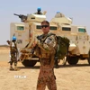 Binh sỹ thuộc Phái bộ gìn giữ hòa bình Liên hợp quốc tại Mali (MINUSMA) tuần tra tại Fafa, gần Gao (Mali). (Ảnh: AFP/TTXVN)