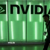 Biểu tượng của Tập đoàn Nvidia tại một cuộc triển lãm máy tính. (Ảnh: Reuters/TTXVN)