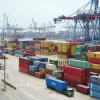 Quang cảnh cảng hàng hóa ở Jakarta (Indonesia). (Ảnh: Getty Images/TTXVN)