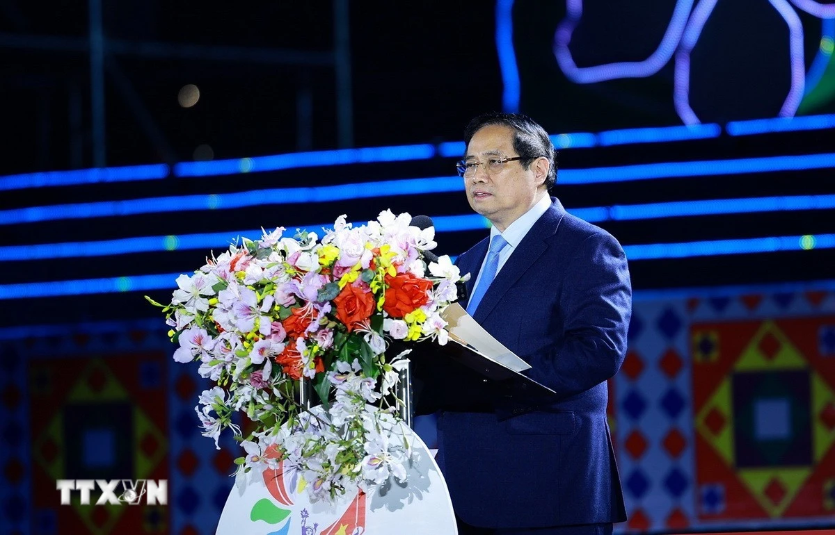 Lễ hội Hoa Ban Điện Biên 2026 chính thức khai mạc, thu hút du khách