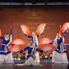 Tiết mục nghệ thuật múa và dân ca 3 miền tại Ngày văn hóa Việt Nam tại Pháp. (Ảnh: Nguyễn Ngọc Hiệp/TTXVN)