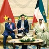 Thủ tướng Phạm Minh Chính hội kiến Quốc vương Kuwait Sheikh Meshal Al-Ahmad Al-Jaber Al-Sabah. (Ảnh: Dương Giang/TTXVN)