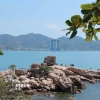 Danh thắng Hòn Chồng, phường Nha Trang, tỉnh Khánh Hòa, với cảnh quan thiên nhiên đẹp. (Ảnh: Phan Sáu/TTXVN)