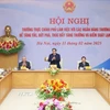 Thủ tướng Phạm Minh Chính chủ trì Hội nghị Thường trực Chính phủ làm việc với các ngân hàng thương mại. (Ảnh: Dương Giang/TTXVN)