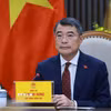 Thủ tướng Chính phủ Lê Minh Hưng điện đàm với Thủ tướng Trung Quốc Lý Cường. (Ảnh: Dương Giang/TTXVN)