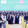 Thủ tướng Phạm Minh Chính và Thủ tướng Nhật Bản Ishiba Shigeru với lãnh đạo các doanh nghiệp tham dự Diễn đàn doanh nghiệp Việt Nam-Nhật Bản. (Ảnh: Dương Giang/TTXVN)