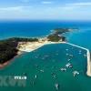 Huyện đảo Cô Tô nhìn từ trên cao. (Ảnh: TTXVN phát)
