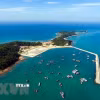 Huyện đảo Cô Tô nhìn từ trên cao. (Ảnh: TTXVN phát)