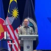 Thủ tướng Malaysia Datuk Seri Anwar Ibrahim phát biểu tại Hội nghị bàn tròn châu Á-Thái Bình Dương (APR) lần thứ 38, diễn ra tại Kuala Lumpur, Malaysia. (Ảnh: Viên Luyến/TTXVN)