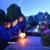 Thắp nến tri ân các Anh hùng Liệt sỹ. (Nguồn: TTXVN)
