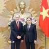 Chủ tịch Quốc hội Trần Thanh Mẫn và ông Bernd Lange, Đồng trưởng đoàn, Chủ tịch Ủy ban Thương mại Quốc tế (INTA) của Nghị viện Châu Âu, Chủ tịch Hội nghị các Chủ tịch Ủy ban (CCC) của Nghị viện Châu Âu. (Ảnh: Doãn Tấn/TTXVN)