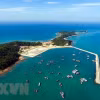 Huyện đảo Cô Tô nhìn từ trên cao. (Ảnh: TTXVN phát)