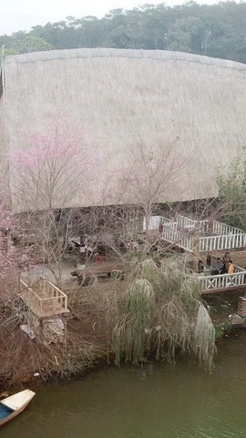 Măng Đen được nhiều du khách ưa thích bởi vẻ đẹp hoang sơ. (Ảnh: Khoa Chương/TTXVN)