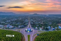 Một góc huyện nông thôn mới Châu Đức nhìn từ trên cao. (Ảnh: Hoàng Nhị/TTXVN)