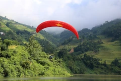 Khai thác hiệu quả các tiềm năng, lợi thế về du lịch sinh thái, cảnh quan, dịch vụ môi trường và các giá trị đa dạng sinh học của rừng. (Ảnh: Quốc Khánh/TTXVN)