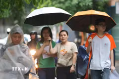 Nhiều điểm du lịch trên cả nước có sự biến động thời tiết trong dịp nghỉ lễ 30/4-1/5. (Ảnh: TTXVN)