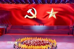 Chương trình nghệ thuật đặc biệt chào mừng thành công Đại hội XIV của Đảng. (Ảnh: TTXVN)