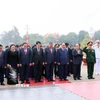 Lãnh đạo Đảng, Nhà nước vào Lăng viếng Chủ tịch Hồ Chí Minh nhân dịp Tết Nguyên đán Ất Tỵ 2025. (Ảnh: An Đăng/TTXVN)