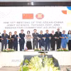 Đoàn đại biểu các quốc gia thành viên ASEAN chụp ảnh lưu niệm tại Hội nghị. (Ảnh: Văn Phiên/TTXVN)