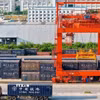 Hàng hóa được tập kết tại Cảng đường sắt quốc tế Nam Ninh Quảng Tây trước khi chuyển tiếp đến Việt Nam qua tàu liên vận Việt-Trung. (Ảnh: Công Tuyên/TTXVN)