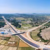 Nút giao trên Cao tốc Quảng Ngãi-Hoài Nhơn. (Ảnh: TTXVN)