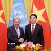 Chủ tịch nước Lương Cường và Tổng Thư ký Liên hợp quốc António Guterres. (Ảnh: Lâm Khánh/TTXVN)