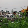 Một khu tập kết rác thải. (Ảnh: Kim Há/TTXVN)